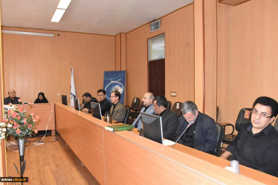 او.لین جلسه شورای اداری مدیریت استان با حضور دکتر بلاغی برگزار شد. 3