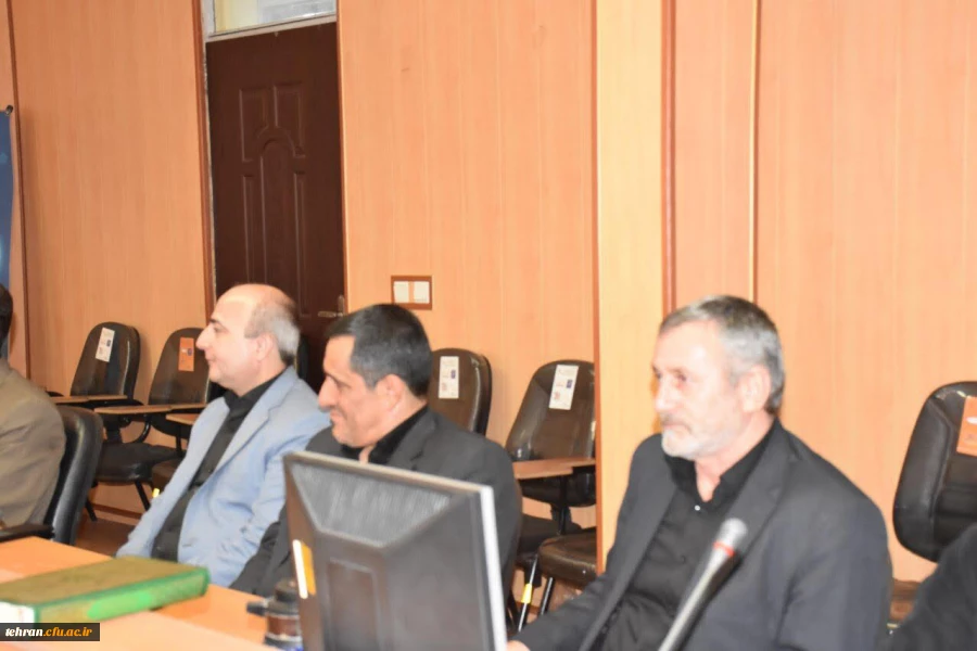 او.لین جلسه شورای اداری مدیریت استان با حضور دکتر بلاغی برگزار شد. 5