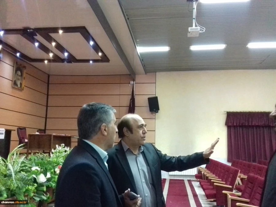 بازدید دکتر بلاغی از  پردیس شهید چمران 4