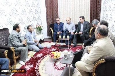 همزمان با گردهمایی مدیران در استان تهران با حضور دکتر خنیفر، دکتر بلاغی و سایر مسئولین صورت گرفت.

دیدار با خانواده محترم شهید والامقام، مصطفی یوسفی