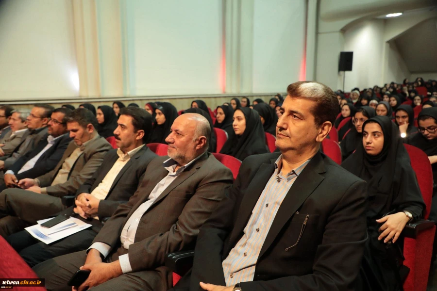 معلمی بهترین انتخاب است به آن عشق بورزید و هیچ وقت خود را با دیگران مقایسه نکنید 3