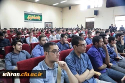 نسبت به نظام تعلیم و تربیت و کتاب های درسی نقاد باشید تا بتوان از فکر جوان شما بهره برد 6