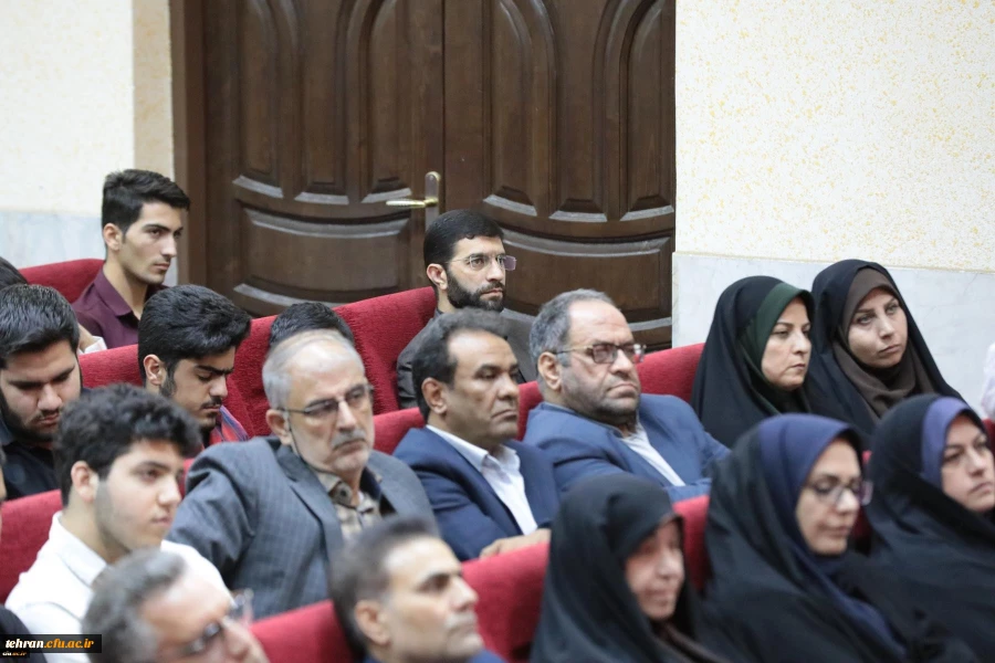 نسبت به نظام تعلیم و تربیت و کتاب های درسی نقاد باشید تا بتوان از فکر جوان شما بهره برد 7