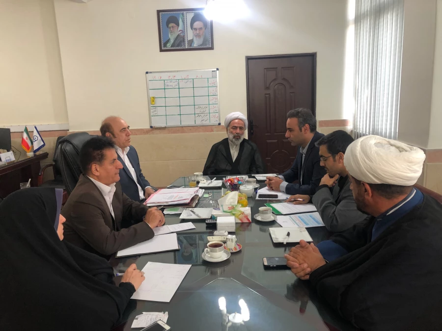 جلسه  خیرین نمایندگان بنیاد علوی با حضور  دکتر بلاغی 3