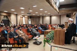 معلمی رنگ خدا گرفتن و اولین صفت او سعه صدر است 5