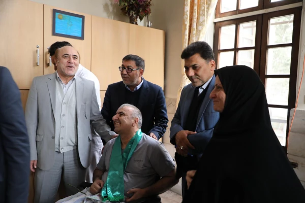 دیدار رییس دانشگاه فرهنگیان از جانبازان آسایشگاه ثارالله تهران 2