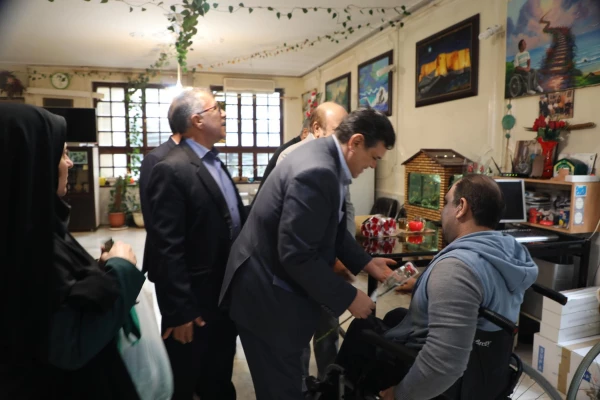 دیدار رییس دانشگاه فرهنگیان از جانبازان آسایشگاه ثارالله تهران 7