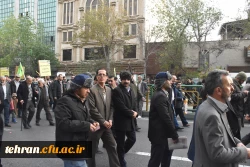 حضور با نشاط مدیران، کارکنان، استادان و دانشجویان دانشگاه فرهنگیان استان تهران در تجمع مردمی شریف تهران 6