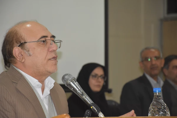 رفع مشکلات بیان شده دانشجو معلمان در سریع ترین زمان 2