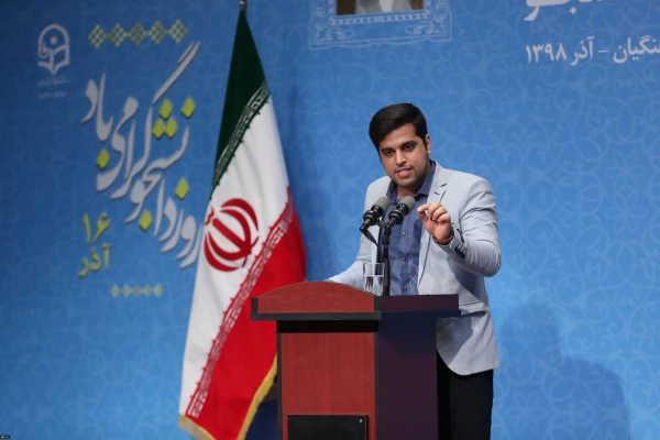 رئیس جمهور در جمع دانشجویان دانشگاه فرهنگیان : نقد دانشجو باید بی محابا و در عین حال با محتوا باشد 12