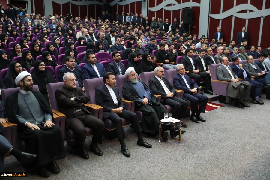 رئیس جمهور در جمع دانشجویان دانشگاه فرهنگیان : نقد دانشجو باید بی محابا و در عین حال با محتوا باشد 11