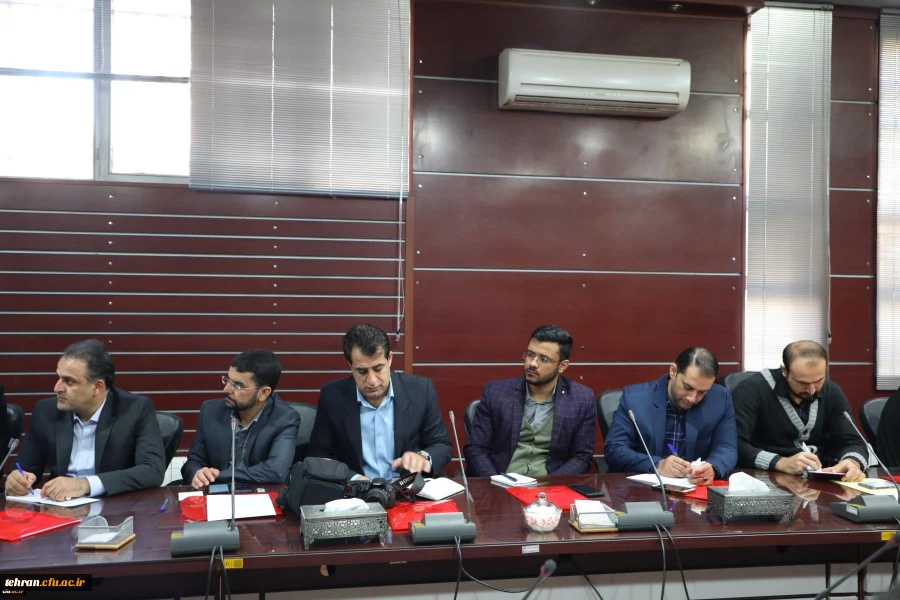 روابط عمومی آیینه تمام نمای یک سازمان است 7