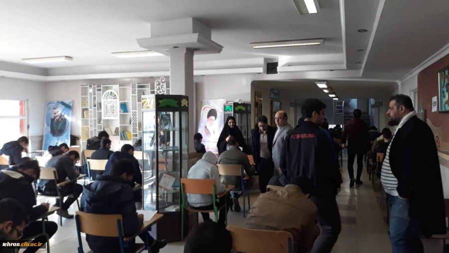 بازدید سرزده دکتر بلاغی از برگزاری امتحانات پردیس شهید مفتح 4