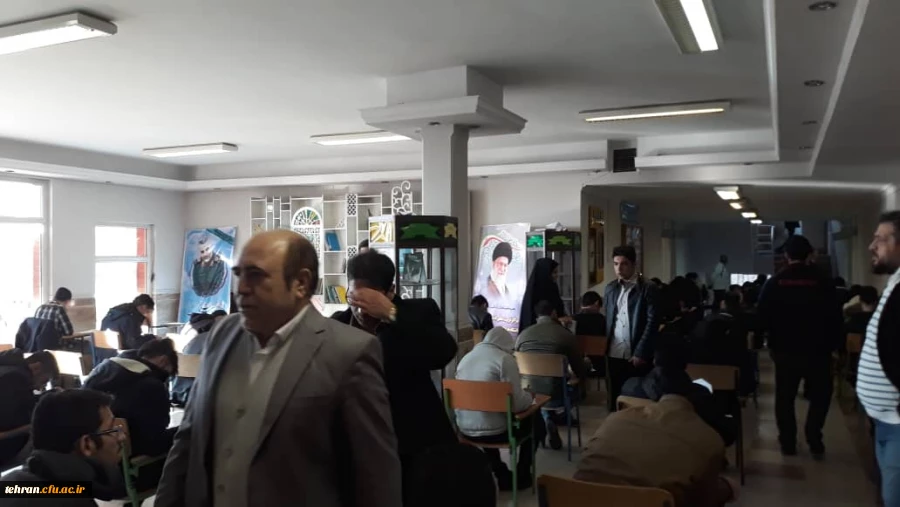 بازدید سرزده دکتر بلاغی از برگزاری امتحانات پردیس شهید مفتح 9