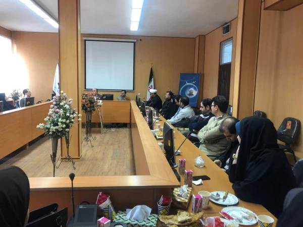 نشست صمیمی سرپرست مدیریت امور پردیس های استان تهران با همکاران شورای عالی انقلاب فرهنگی 4