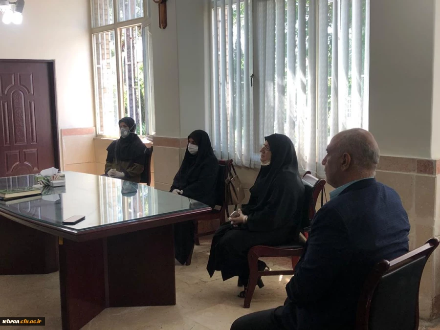 جلسه کیفیت بخشی به آموزش مجازی دانشگاه فرهنگیان استان تهران 6