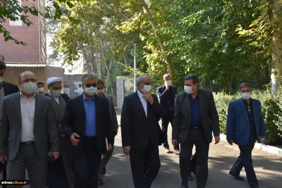 بازدید وزیر محترم آموزش وپرورش ازروندمصاحبه داوطلبان دانشگاه فرهنگیان درمرکزآموزش عالی شهیدشرافت 6