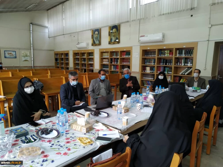 جلسه شورای مدیریت امور پردیس های استان تهران برگزار شد. 8