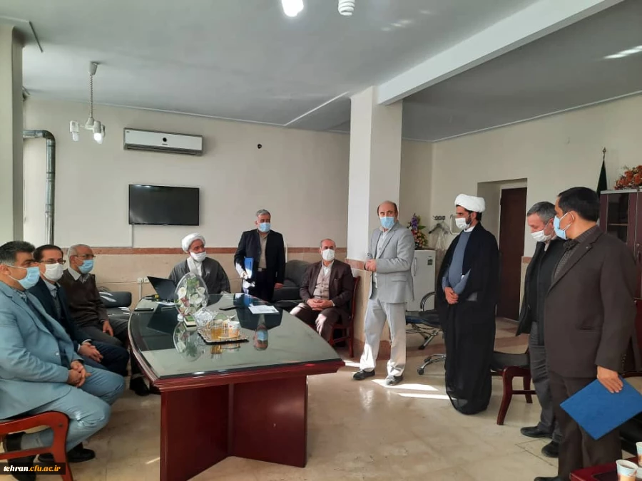 آیین تقدیر از کارکنان رزمنده و جانباز مدیریت امور پردیس های استان تهران 3