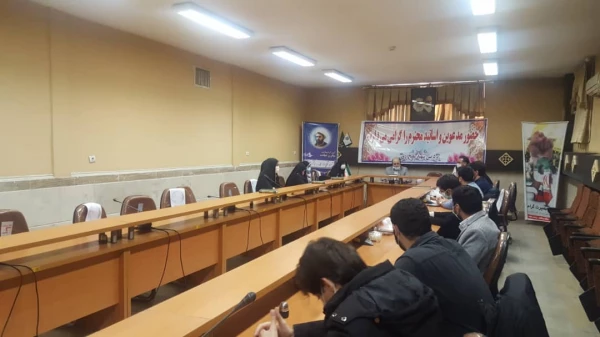 جلسه سرپرست مدیریت امور پردیس های استان تهران با دبیران شورای صنفی پردیس ها و مراکز برگزار شد. 3