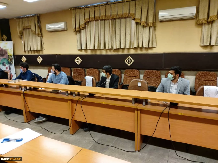 جلسه سرپرست مدیریت امور پردیس های استان تهران با دبیران شورای صنفی پردیس ها و مراکز برگزار شد. 5