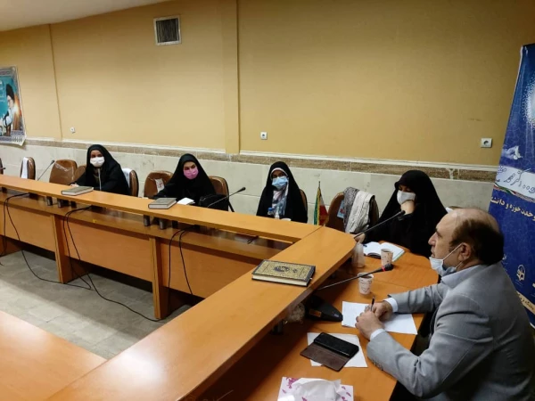 جلسه سرپرست مدیریت امور پردیس های استان تهران با دبیران شورای صنفی پردیس ها و مراکز برگزار شد. 6