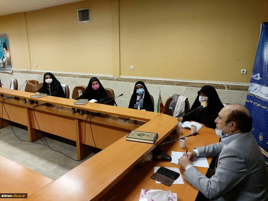 جلسه سرپرست مدیریت امور پردیس های استان تهران با دبیران شورای صنفی پردیس ها و مراکز برگزار شد. 6