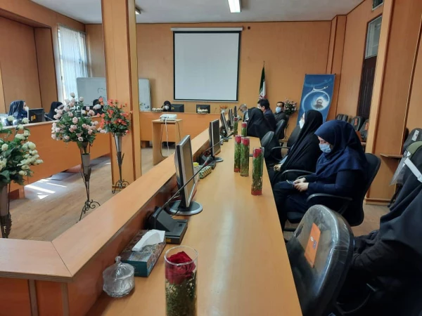 آیین تکریم مقام مادر و زن در مدیریت امور پردیس های استان تهران برگزار شد. 2