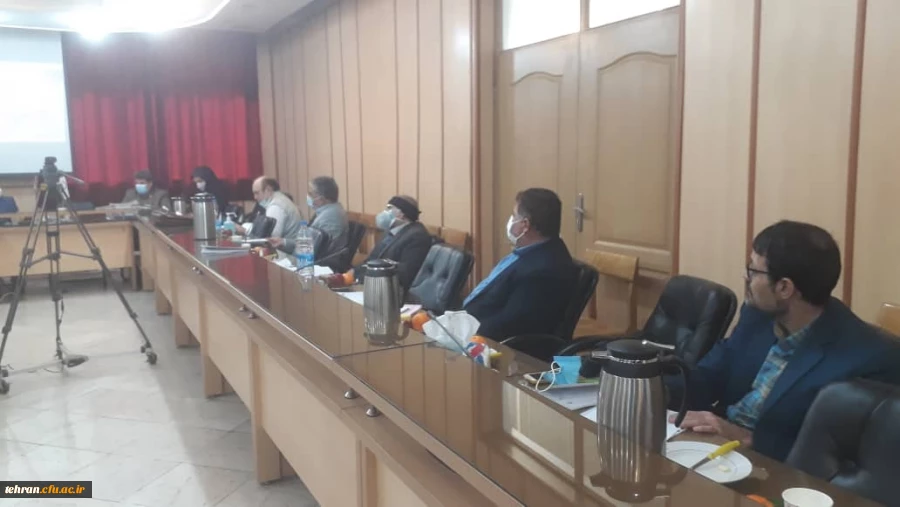 چهل و یکم جلسه شورای پژوهشی به میزبانی مدیریت امور پردیس های استان تهران در مرکز آموزش عالی  شهید شرافت برگزار شد. 3