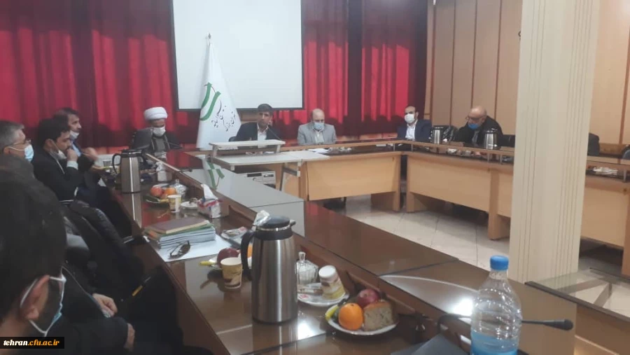 مراسم تکریم و معارفه مسئولان بسیج اساتید دانشگاه فرهنگیان استان تهران برگزار شد. 4