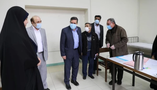 رییس دانشگاه فرهنگیان از روند برگزاری مصاحبه مهارت آموزان ماده 28 از مرکز شهید شرافت بازدید کرد.  2