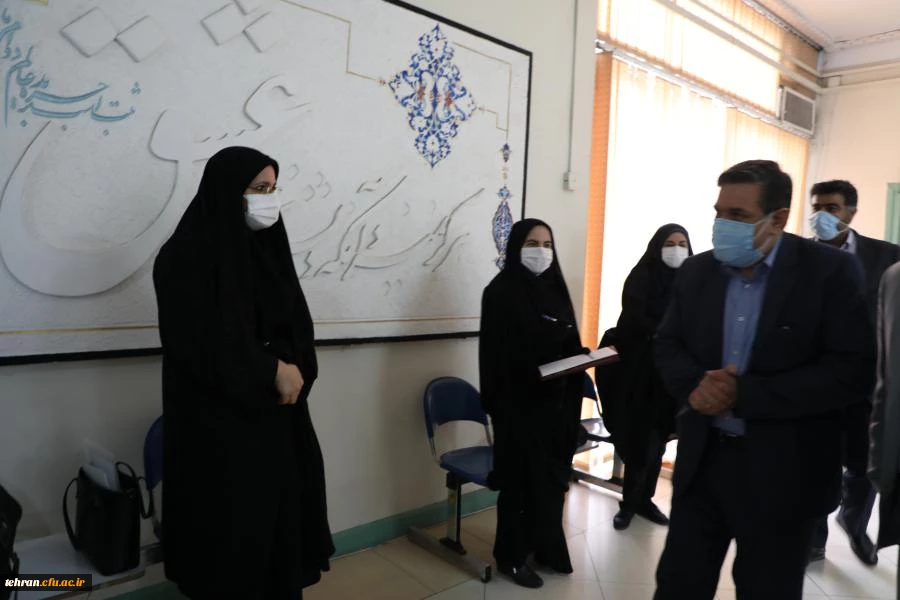 رییس دانشگاه فرهنگیان از روند برگزاری مصاحبه مهارت آموزان ماده 28 از مرکز شهید شرافت بازدید کرد.  6