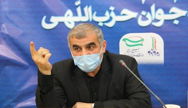 کشور باید از وابستگی بودجه به نفت نجات یابد.  2