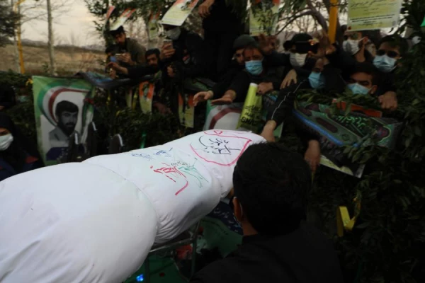 آیین تشییع و تدفین پیکر مطهر شهید گمنام در پردیس شهید چمران دانشگاه فرهنگیان تهران به روایت تصویر 9