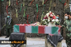 مـراسم تشییع و تدفین پیکر مطهر شهید گمنام در سازمان مرکزی دانشگاه فرهنگیان به روایت تصویر 40