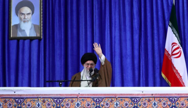 نوزدهم اردیبهشت سالروز حضور ارزشمند رهبر معظم انقلاب اسلامی (مدظله العالی) به دانشگاه شریف فرهنگیان (پردیس نسیبه) گرامی باد. 11