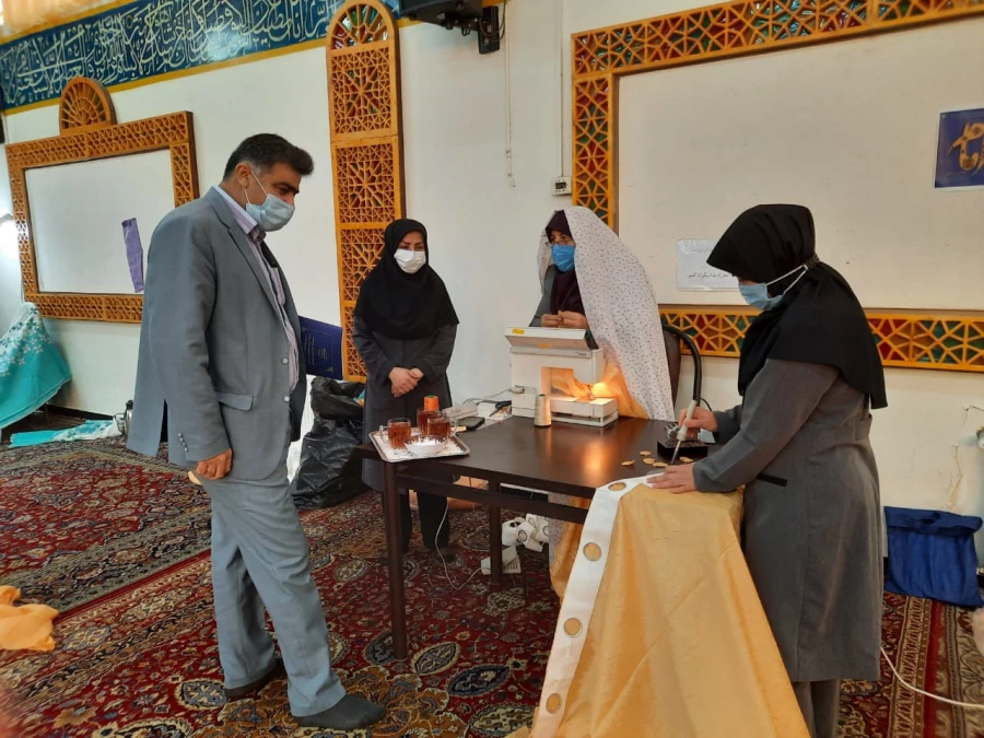 گروه نظارت و ارزیابی مدیریت امور پردیس های استان تهران از مرکز شهید شرافت بازدید کردند. 5