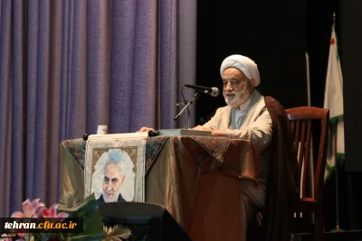 حجت الاسلام و المسلمین قرائتی خطاب به دانشجو معلمان دانشگاه فرهنگیان:

حرفه مقدس معلمی، با هیچ شغل و کسوت و جایگاهی قابل مقایسه نیست.