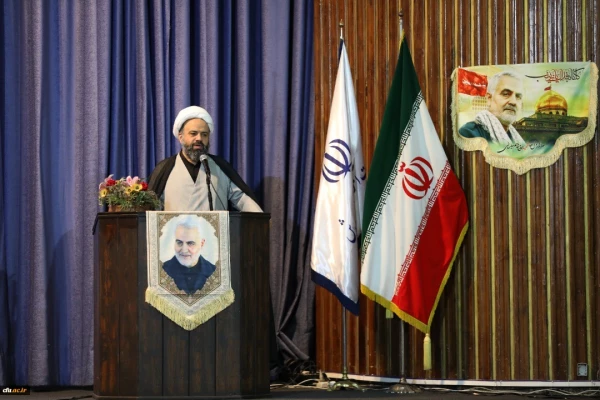 عبودیت و بندگی دو راز ماندگاری شهید سلیمانی است 5