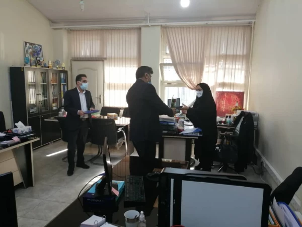 به مناسبت ولادت با سعادت حضرت فاطمه زهرا(س) روز مادر و مقام زن در مدیریت امور پردیس-های استان تهران از همکاران خانم قدردانی شد. 2