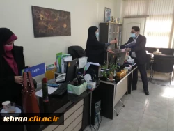 به مناسبت ولادت با سعادت حضرت فاطمه زهرا(س) روز مادر و مقام زن در مدیریت امور پردیس-های استان تهران از همکاران خانم قدردانی شد. 4