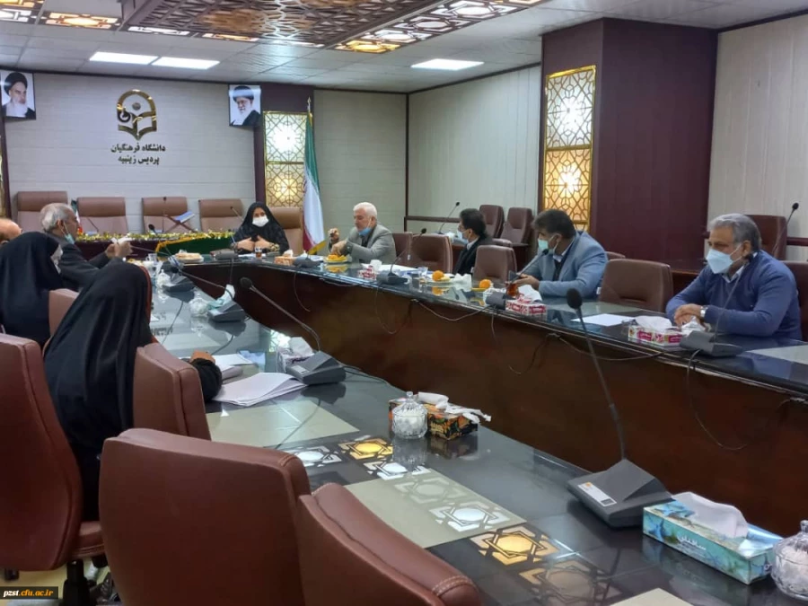 بازدید سرپرست مدیریت امور پردیس های استان تهران و هیات همراه از پردیس زینبیه 3