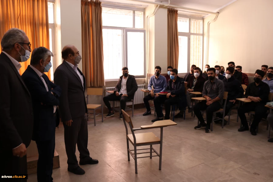 دکتر سمیعی از مرکز شهدای مکه بازدید کرد. 4