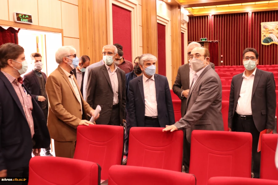 دکتر سمیعی از مرکز شهدای مکه بازدید کرد. 21