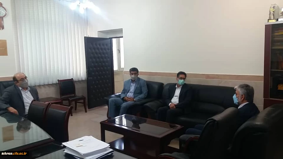 دکتر سمیعی از مرکز شهدای مکه بازدید کرد. 23