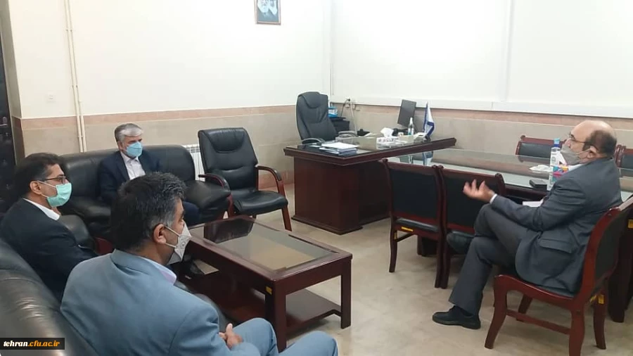 دکتر سمیعی از مرکز شهدای مکه بازدید کرد. 24