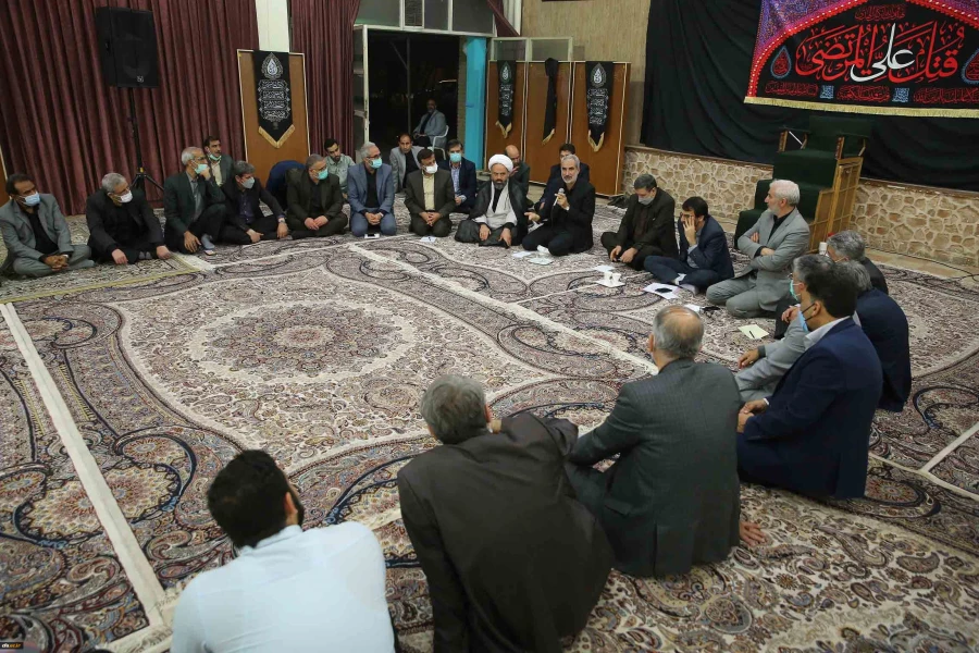 دانشجومعلمان با بهره مندی از ظرفیت لیالی قدر و تاسی از حضرت علی (ع) جهاد تبیین را سرلوحه فعالیت خود قرار دهند. 12