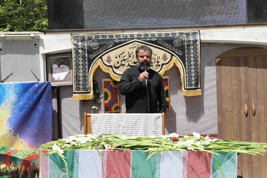 مراسم تشییع و تدفین شهید خوشنام گمنام در مرکز شهید شرافت 15