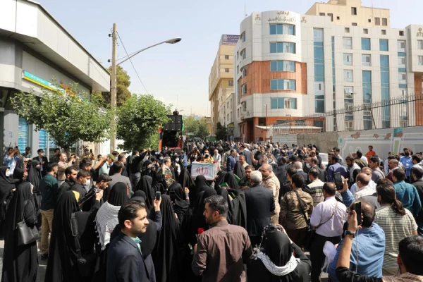 مراسم تشییع و تدفین شهید خوشنام گمنام در مرکز شهید شرافت 25