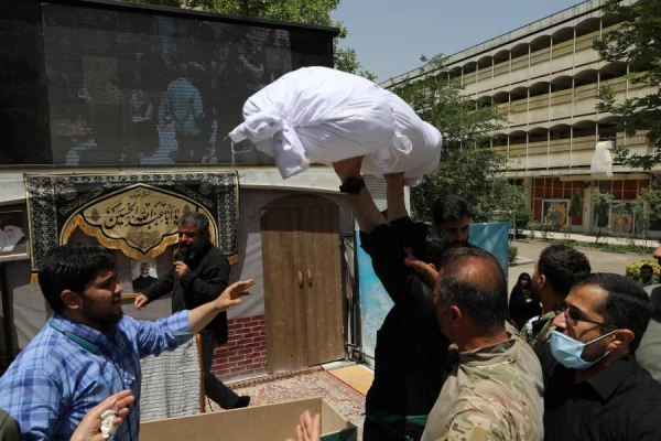 مراسم تشییع و تدفین شهید خوشنام گمنام در مرکز شهید شرافت 35